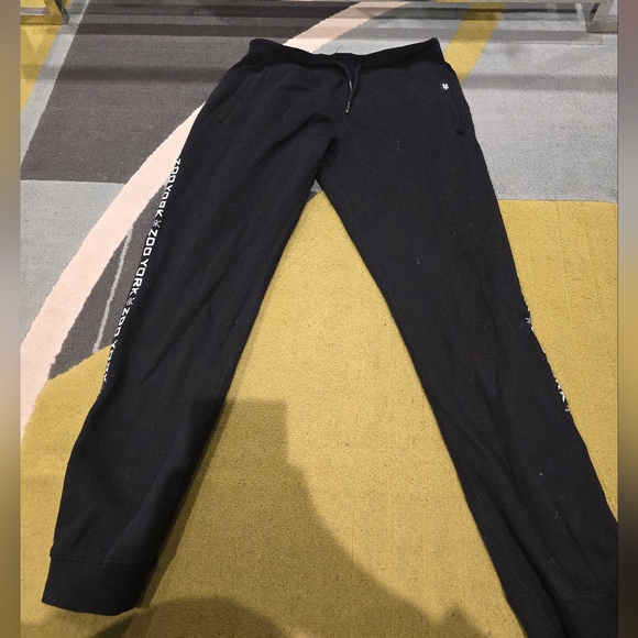 Zoo York Sweatpants - Picture 2 of 3